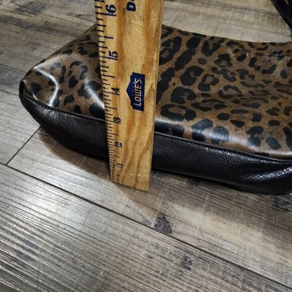 Leopard print Relic purse handbag pockets good condition E - Picture 4 of 7